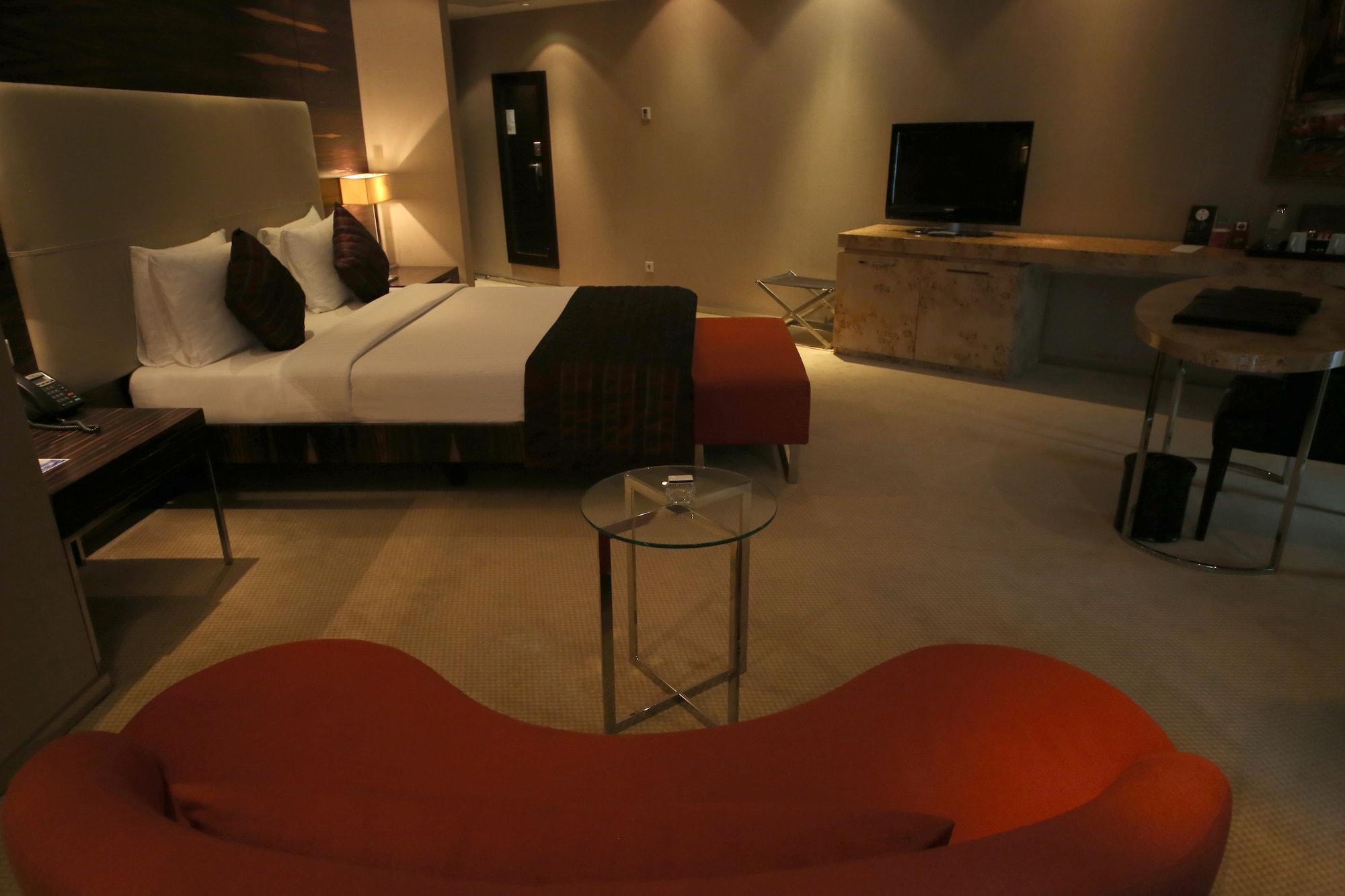 Otel Grand Convention Center 5*